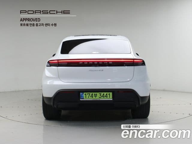 Porsche Macan EV 2025 — Photo 14/20