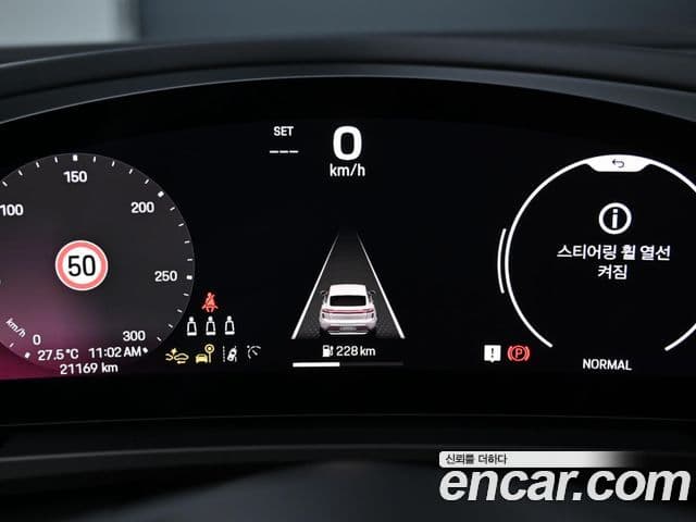 Porsche Macan EV 2025 — Photo 5/20