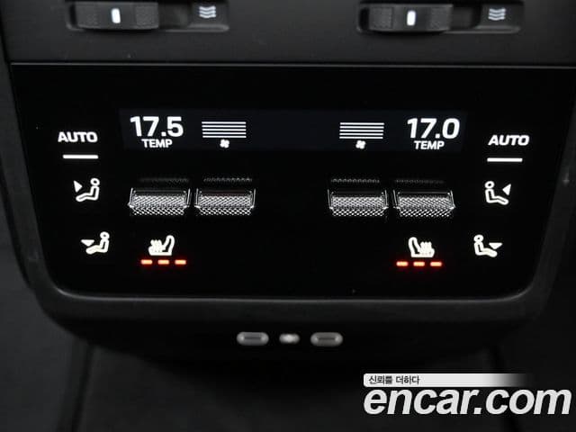 Porsche Macan EV 2025 — Photo 19/20