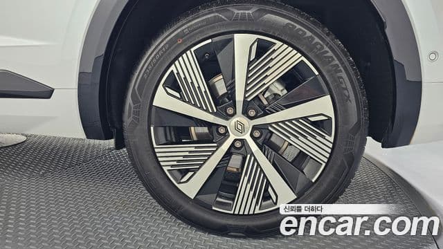 Renault Samsung Grand Koleos 2025 — ფოტო 7/30