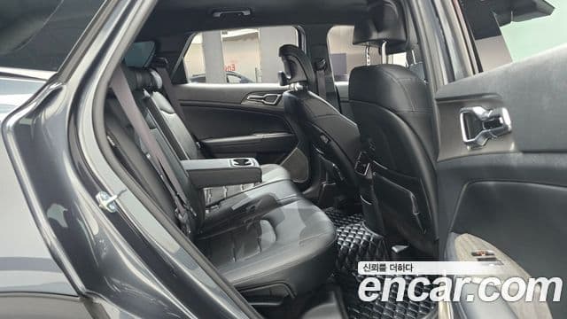 Kia Sportage 2025 — Фото 11/20