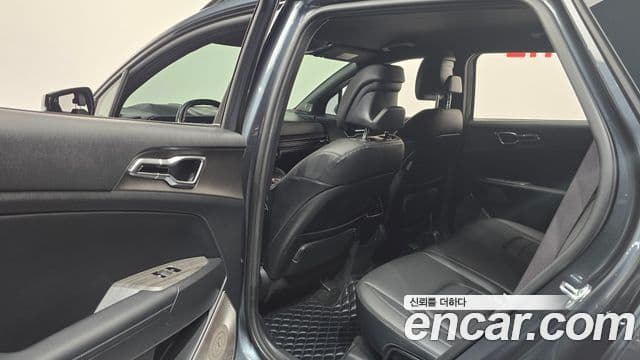 Kia Sportage 2025 — ფოტო 17/32