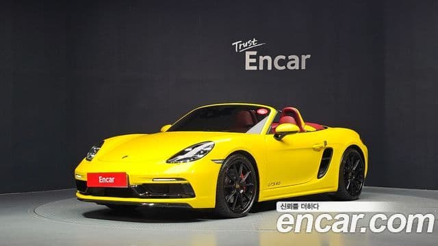 Porsche 718 Boxster 2025 — Фото 1/20