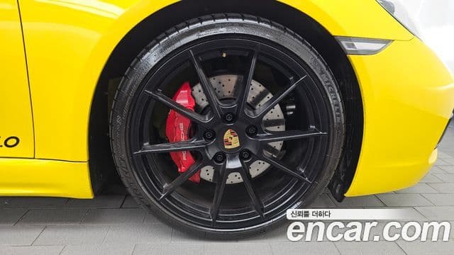 Porsche 718 Boxster 2025 — Şəkil 8/30