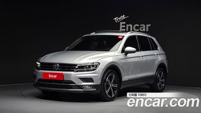 Volkswagen Tiguan 2018 — Фото 1/20
