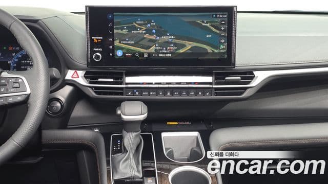 Toyota Sienna 2025 — Şəkil 18/33