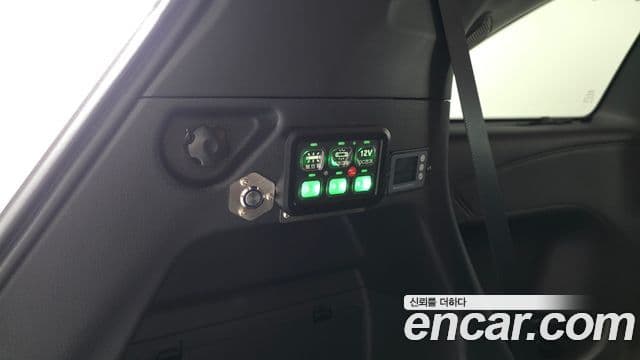 Toyota Sienna 2025 — Şəkil 16/33