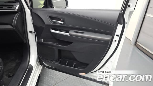Toyota Sienna 2025 — Şəkil 4/33