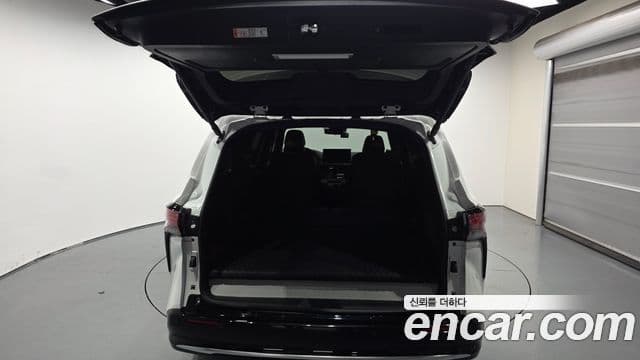 Toyota Sienna 2025 — Şəkil 6/33