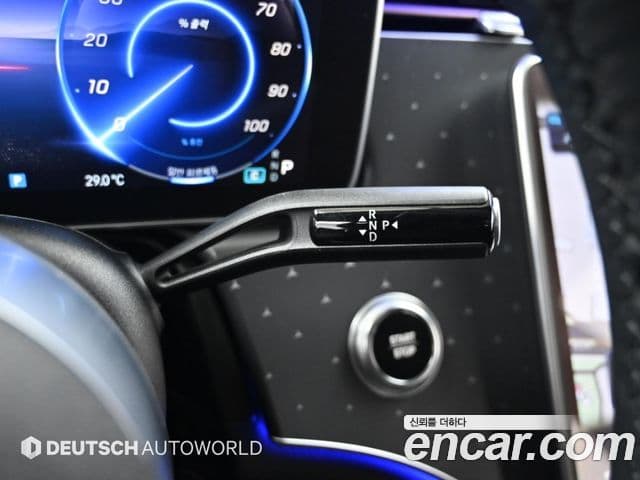 Mercedes-Benz EQE SUV 2025 — ფოტო 19/20
