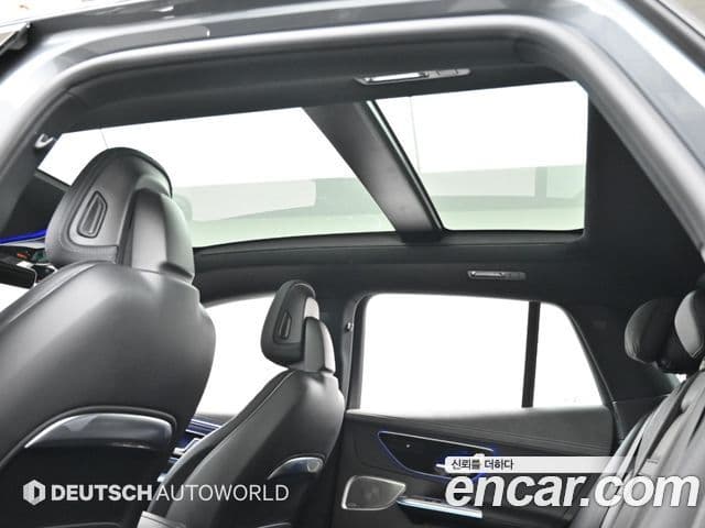 Mercedes-Benz EQE SUV 2025 — ფოტო 18/20