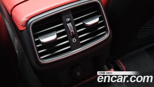 Genesis G70 2022 — ფოტო 37/37