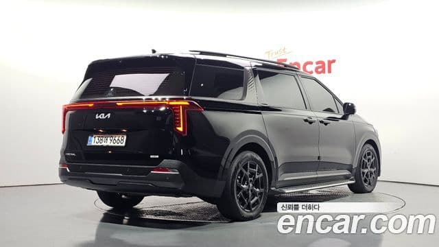 Kia Carnival 2025 — Фото 2/20