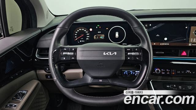 Kia Carnival 2025 — Фото 13/20