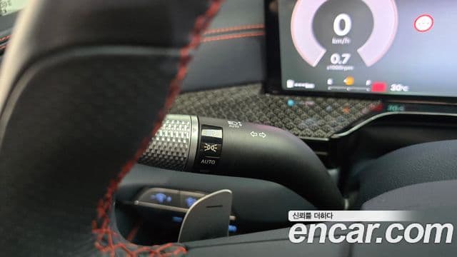Genesis GV80 Coupe 2024 — Şəkil 32/33