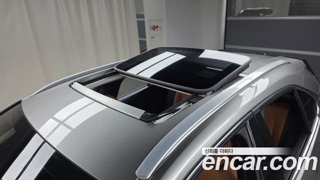 Lexus UX250h 2019 — Фото 16/20