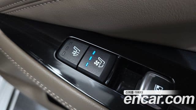 Kia K8 2023 — Şəkil 29/33