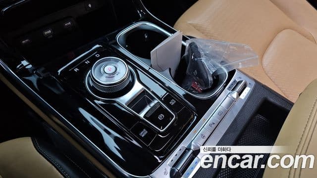 Kia Carnival 2021 — Фото 9/20
