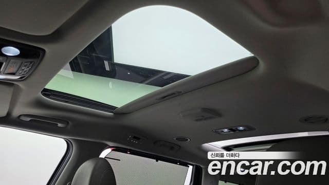 Kia Carnival 2026 — Фото 17/20