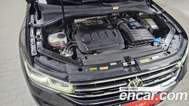 Volkswagen Tiguan 2022 — Şəkil 23/30