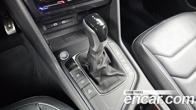 Volkswagen Tiguan 2022 — Şəkil 8/30