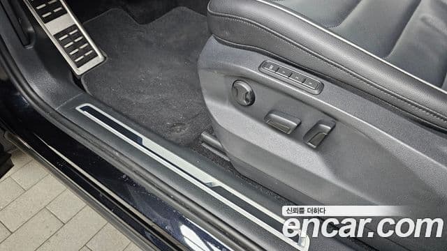 Volkswagen Tiguan 2022 — Şəkil 9/30