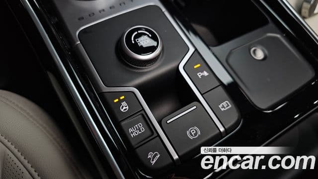 Kia Sorento 2024 — Фото 9/20