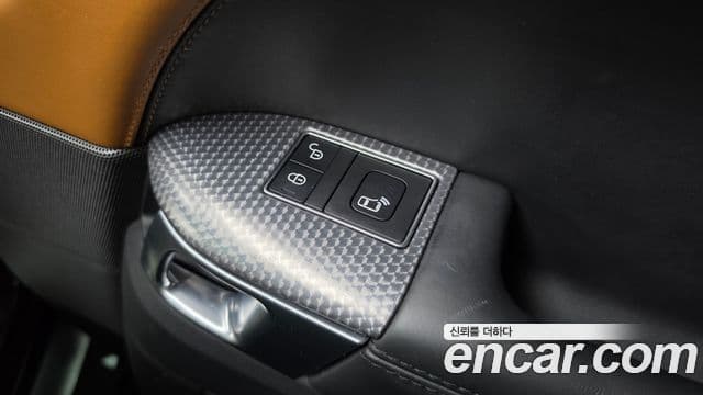Land Rover Range Rover Sport 2019 — Photo 16/20