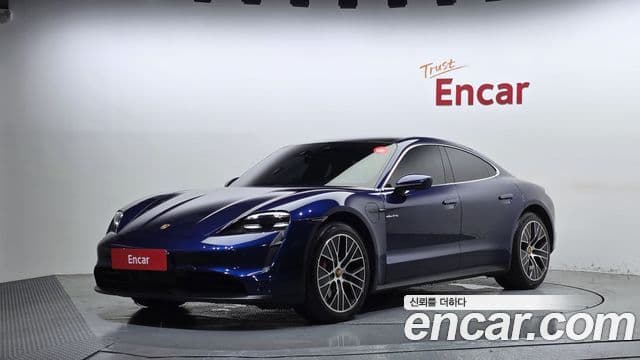 Porsche Taycan 2021 — ფოტო 9/41