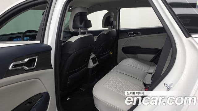 Kia Sportage 2023 — Photo 31/33