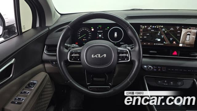 Kia Carnival 2024 — Фото 13/20