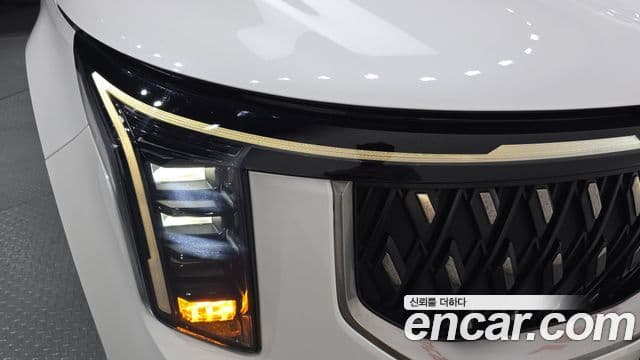 Kia Carnival 2024 — ფოტო 20/35
