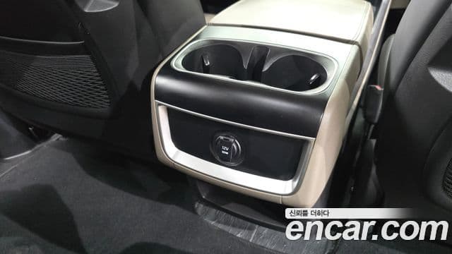 Kia Carnival 2024 — ფოტო 6/35