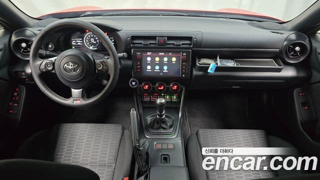 Toyota GR86 2024 — Şəkil 15/30