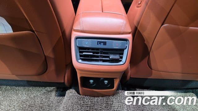 Kia K8 2025 — Photo 16/41
