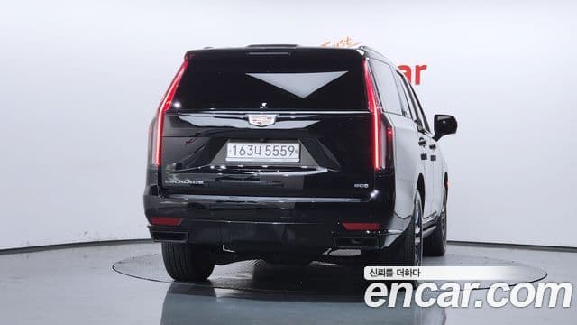Cadillac Escalade 2021 — Фото 4/20