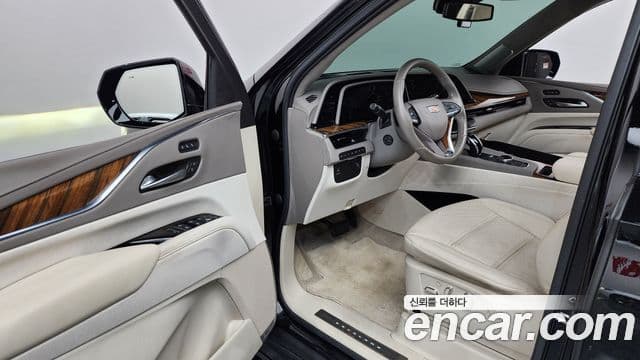 Cadillac Escalade 2021 — Фото 10/20