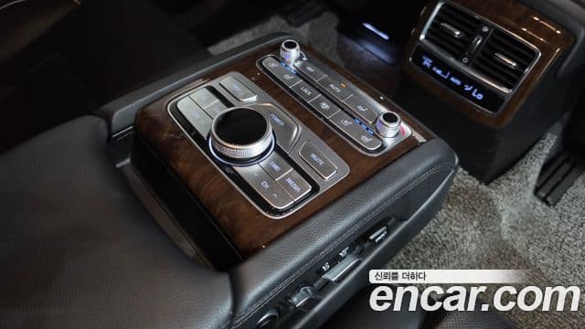Kia The K9 2018 — Şəkil 17/34