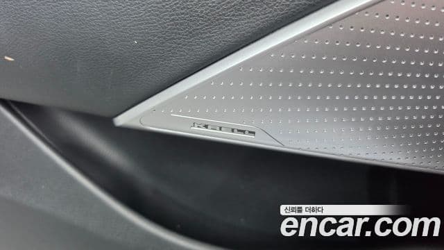 Kia The K9 2018 — Şəkil 26/34