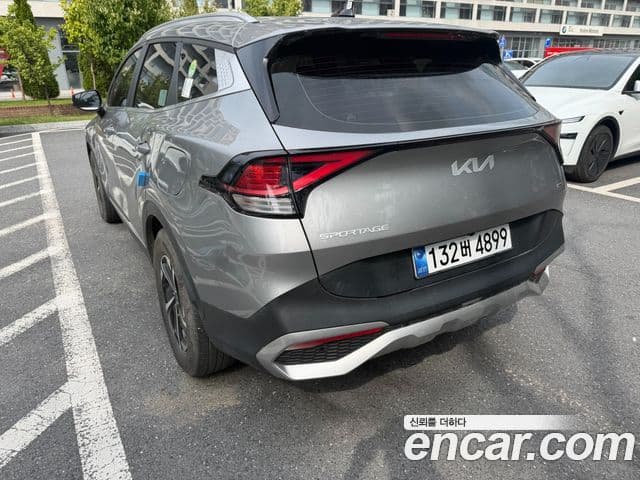 Kia Sportage 2023 — Фото 4/18