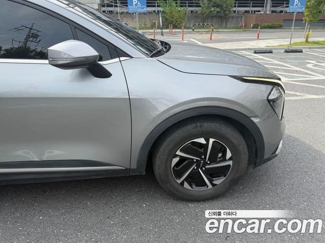 Kia Sportage 2023 — Фото 7/18