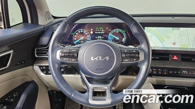 Kia Sportage 2023 — Фото 12/20