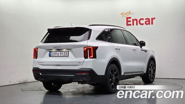 Kia Sorento 2024 — Фото 2/20