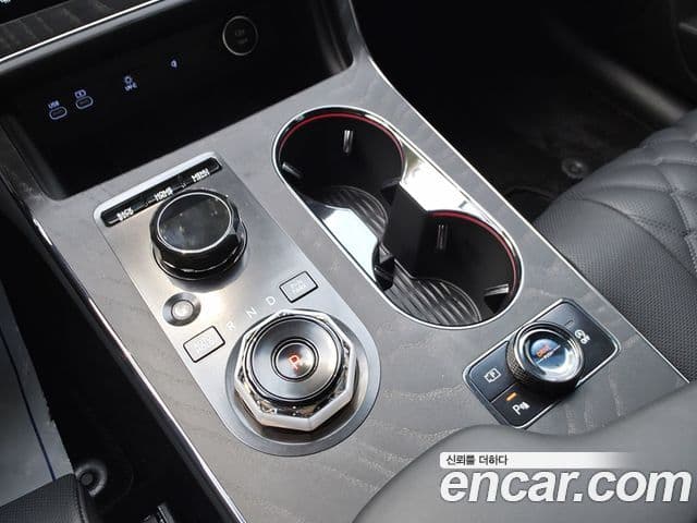 Genesis GV80 Coupe 2025 — Şəkil 19/20