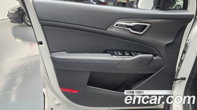 Kia Sportage 2024 — Photo 18/34
