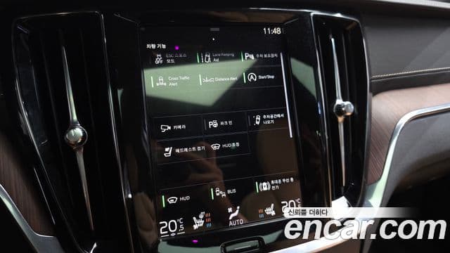 Volvo V60 Cross Country 2020 — Фото 19/20