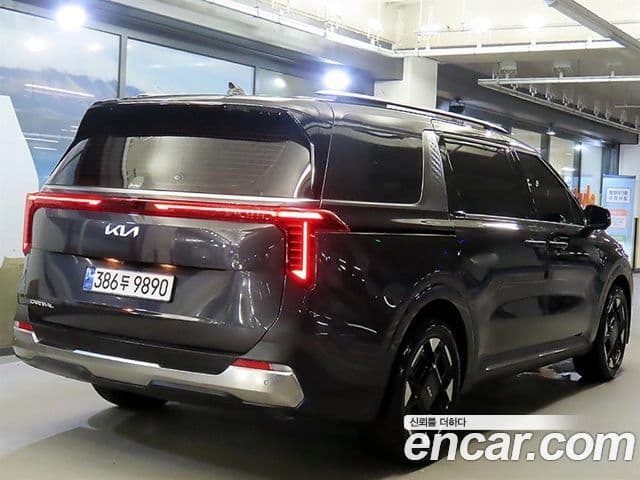 Kia Carnival 2025 — Фото 3/20