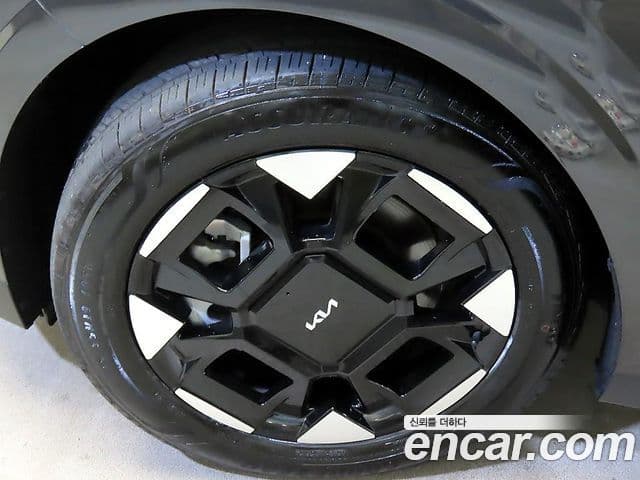 Kia Carnival 2025 — Фото 19/20