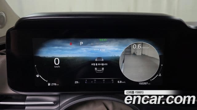 Kia Carnival 2021 — Фото 8/20