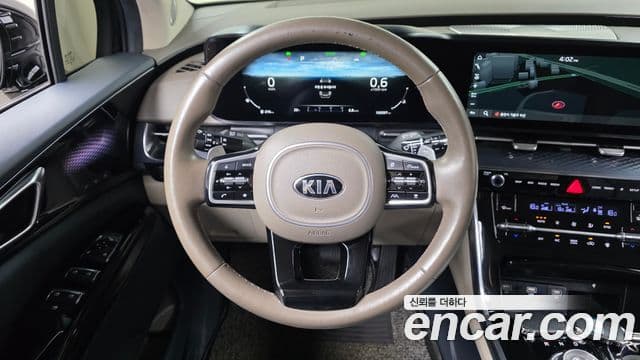 Kia Carnival 2021 — Фото 14/20